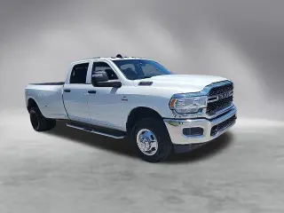 Ram 3500 2024 4x4 Tradesman 4dr Crew Cab 8 ft. LB DRW Pickup