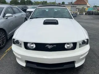 Ford Mustang 2007 GT Deluxe 2dr Convertible