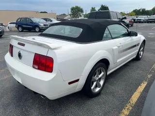 Ford Mustang 2007 GT Deluxe 2dr Convertible