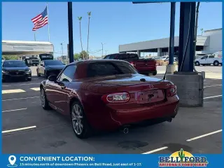 Mazda MX-5 Miata 2015 Grand Touring 2dr Convertible 6M w/Power Hard Top