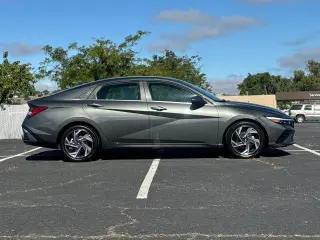 Hyundai ELANTRA 2025 SEL Convenience 4dr Sedan