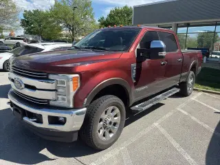 Ford F-250 Super Duty 2017 4x4 King Ranch 4dr Crew Cab 6.8 ft. SB Pickup