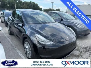 Tesla Model Y 2023 AWD 4dr Crossover