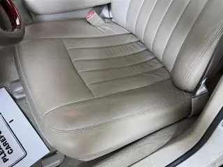 Lincoln Town Car 2003 Signature 4dr Sedan