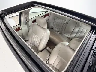 Lincoln Town Car 2003 Signature 4dr Sedan