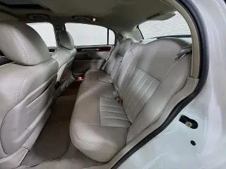 Lincoln Town Car 2003 Signature 4dr Sedan