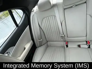 Genesis G70 2023 AWD 2.0T 4dr Sedan