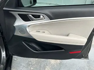Genesis G70 2023 AWD 2.0T 4dr Sedan