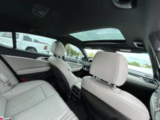 Genesis G70 2023 AWD 2.0T 4dr Sedan
