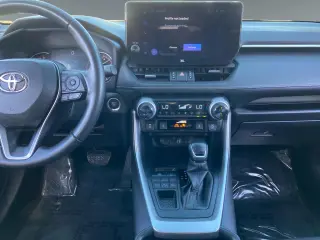 Toyota RAV4 2023 AWD XLE Premium 4dr SUV