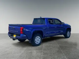 Toyota Tacoma 2024