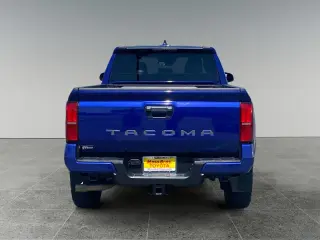 Toyota Tacoma 2024