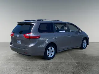 Toyota Sienna 2018