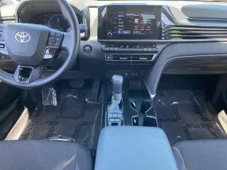 Toyota Camry 2025