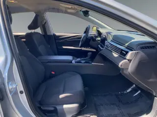 Toyota Camry 2025