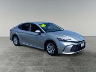 Toyota Camry 2025