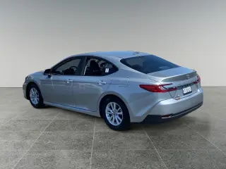 Toyota Camry 2025