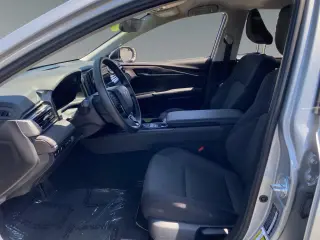 Toyota Camry 2025