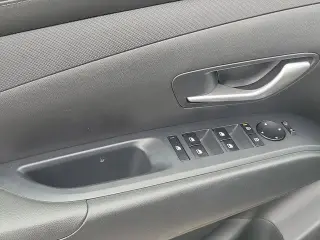 Hyundai TUCSON 2025 SE 4dr SUV