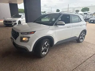 Hyundai VENUE 2023 Limited 4dr Crossover