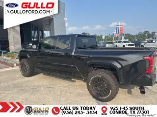 Toyota Tacoma 2025 4x4 SR5 4dr Double Cab 5.0 ft SB