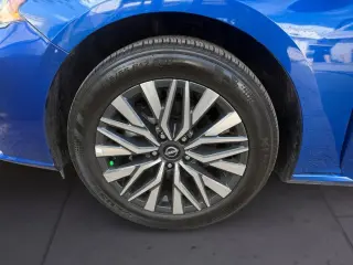 Nissan Altima 2025 AWD 2.5 SV 4dr Sedan