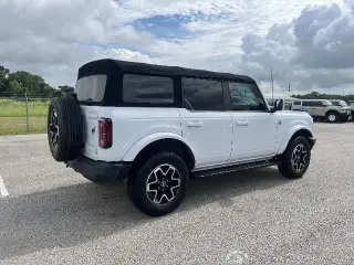Ford Bronco 2022 4x4 Base 4dr SUV