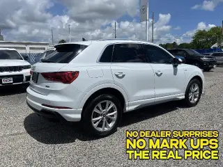 Audi Q3 2023 AWD quattro S line Premium Plus 45 TFSI 4dr SUV
