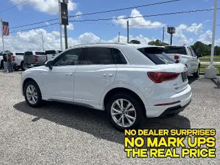 Audi Q3 2023 AWD quattro S line Premium Plus 45 TFSI 4dr SUV