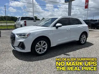 Audi Q3 2023 AWD quattro S line Premium Plus 45 TFSI 4dr SUV