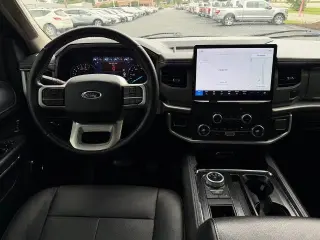 Ford Expedition 2022 4x2 XLT 4dr SUV