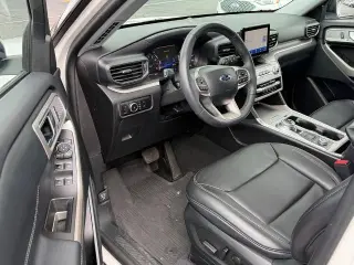 Ford Explorer 2024 AWD XLT 4dr SUV
