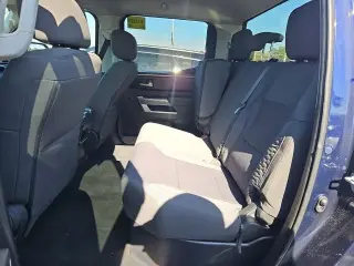 Toyota Tundra 2022 4x4 SR5 4dr CrewMax Cab Pickup SB