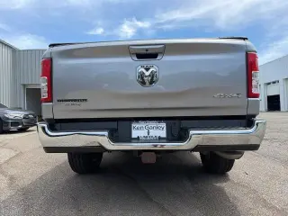 Ram 1500 2022 4x4 Big Horn 4dr Quad Cab 6.4 ft. SB Pickup