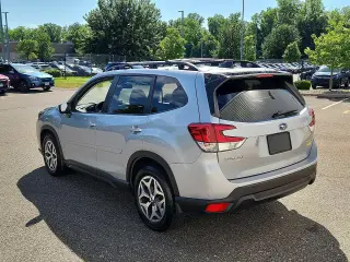 Subaru Forester 2024 AWD Premium 4dr Crossover