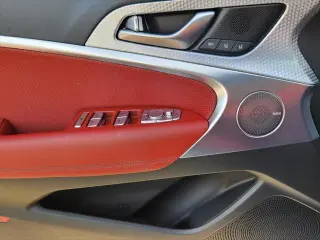 Genesis G70 2023 2.0T 4dr Sedan