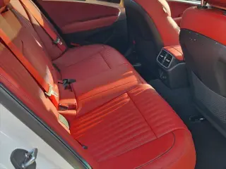 Genesis G70 2023 2.0T 4dr Sedan