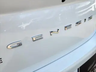 Genesis G70 2023 2.0T 4dr Sedan