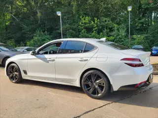 Genesis G70 2023 2.0T 4dr Sedan
