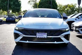 Hyundai ELANTRA 2026 SEL Sport 4dr Sedan