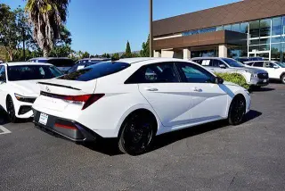 Hyundai ELANTRA 2026 SEL Sport 4dr Sedan