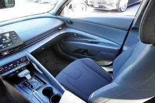 Hyundai ELANTRA 2026 SEL Sport 4dr Sedan
