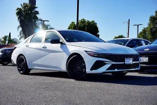 Hyundai ELANTRA 2026 SEL Sport 4dr Sedan