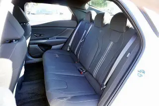 Hyundai ELANTRA 2026 SEL Sport 4dr Sedan