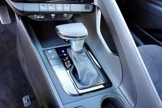 Hyundai ELANTRA 2026 SEL Sport 4dr Sedan