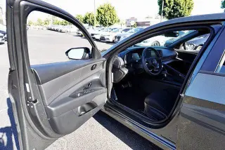 Hyundai ELANTRA 2026 SEL Sport 4dr Sedan