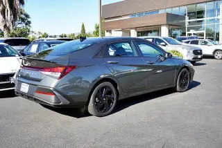 Hyundai ELANTRA 2026 SEL Sport 4dr Sedan