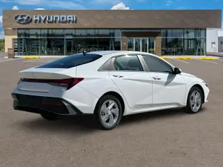 Hyundai ELANTRA 2025 SE 4dr Sedan