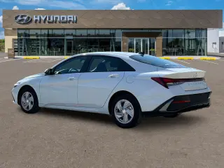 Hyundai ELANTRA 2025 SE 4dr Sedan