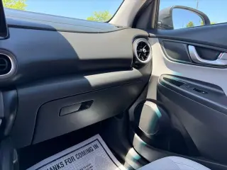 Hyundai KONA 2023 AWD SEL 4dr Crossover